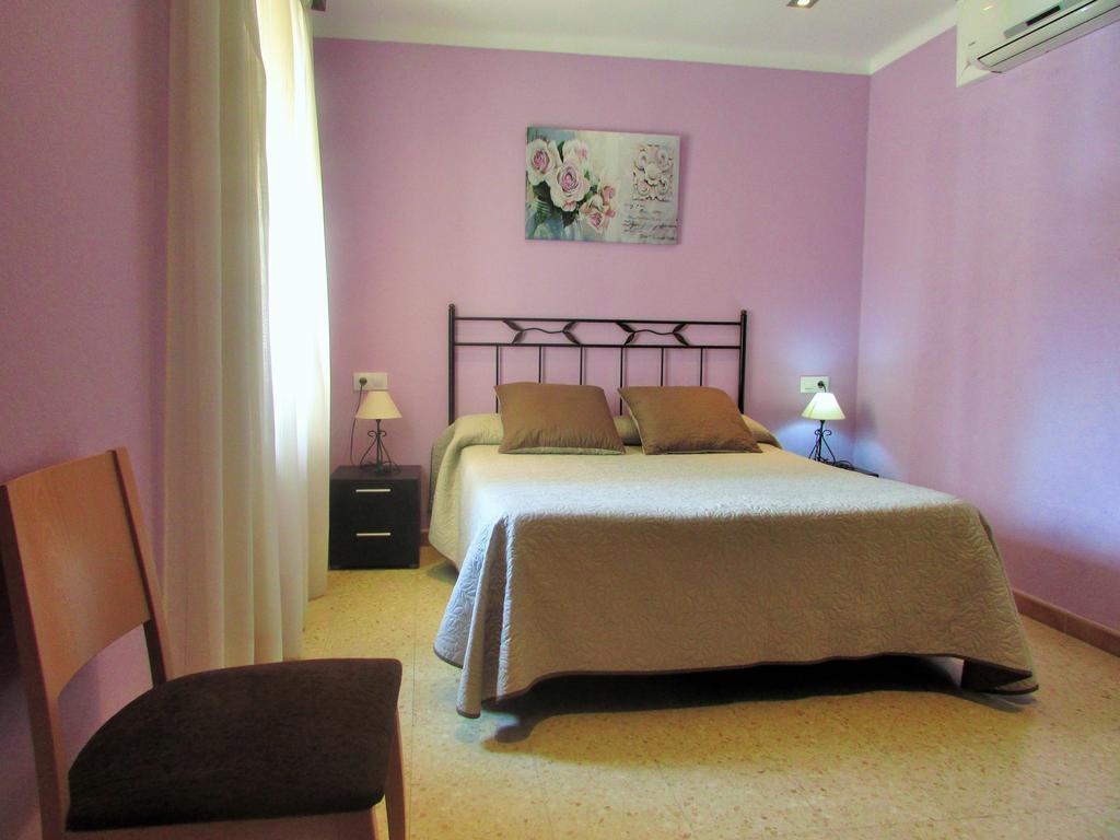Hostal Can Bassalis Pals Zimmer foto